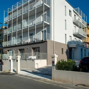 Ida Di Ilaria Caprioglio , Varraze Italien